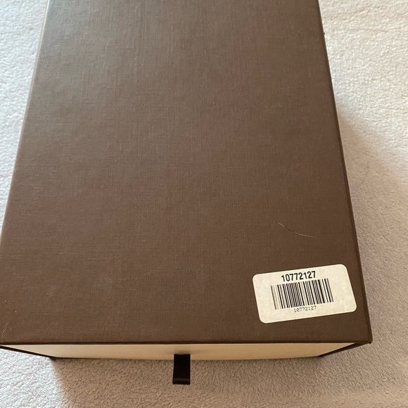 Rare Authentic Louis Vuitton suede/leather woman’s sneakers. - Picture 3 of 10